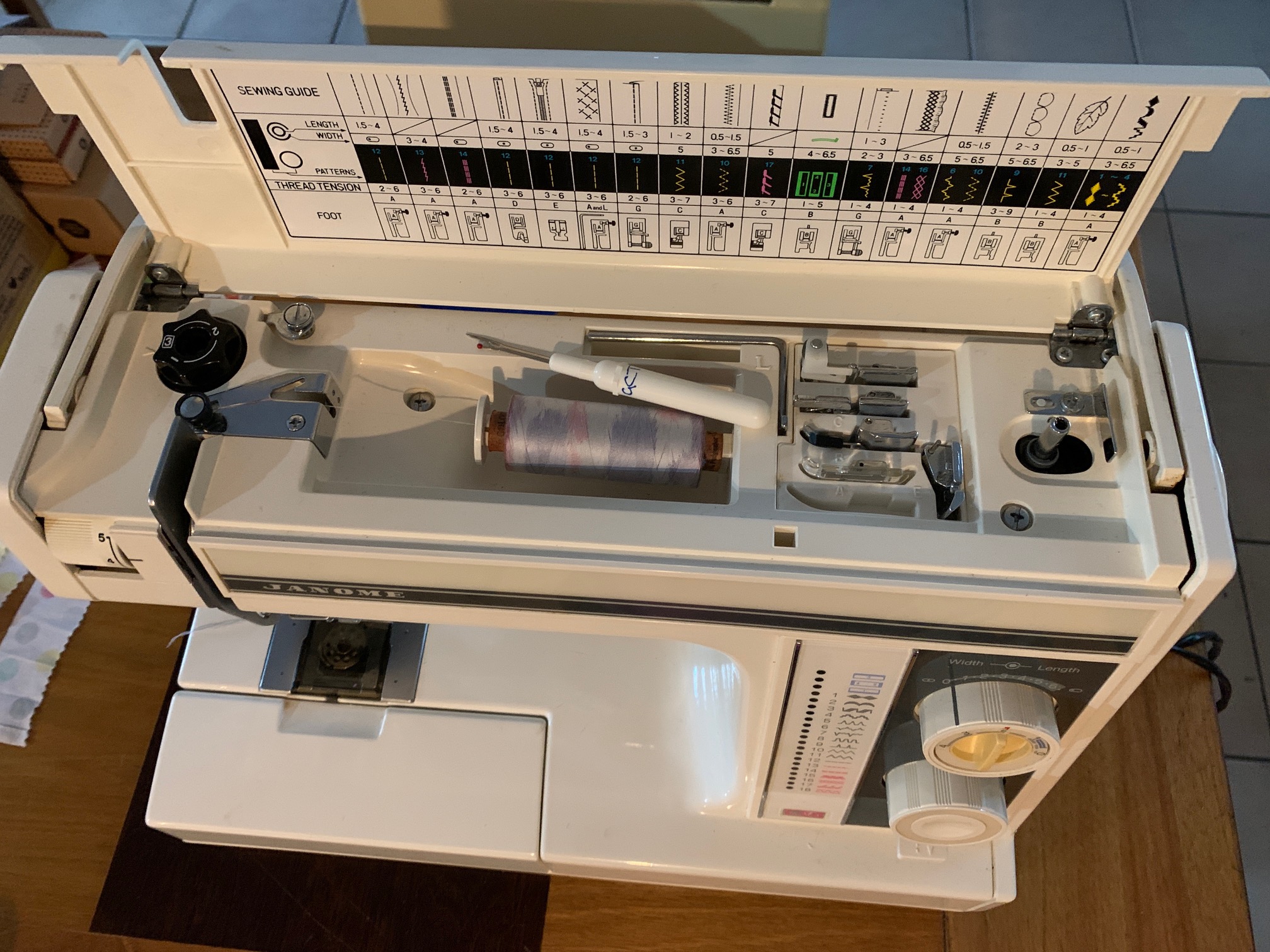 Gold Coast Tool Library Sewing Machine Janome SW2018E (0111)